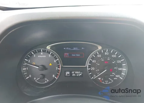 2013 Nissan Pathfinder Platinum z USA, uszkodzony, nr VIN 5N1AR2MM6DC645738